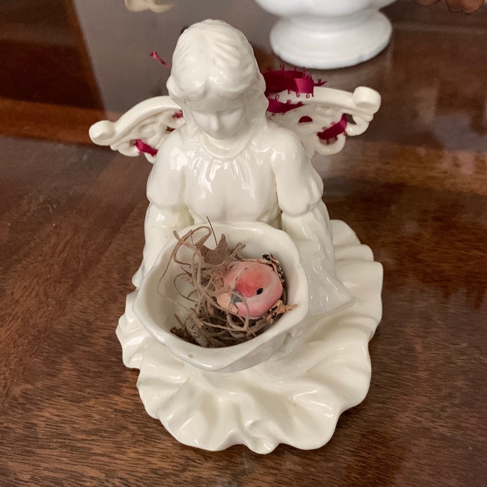 Elegant Angel Figurine Bowl with Nest & Bird Figure $12 Heavenly Guardian Angle